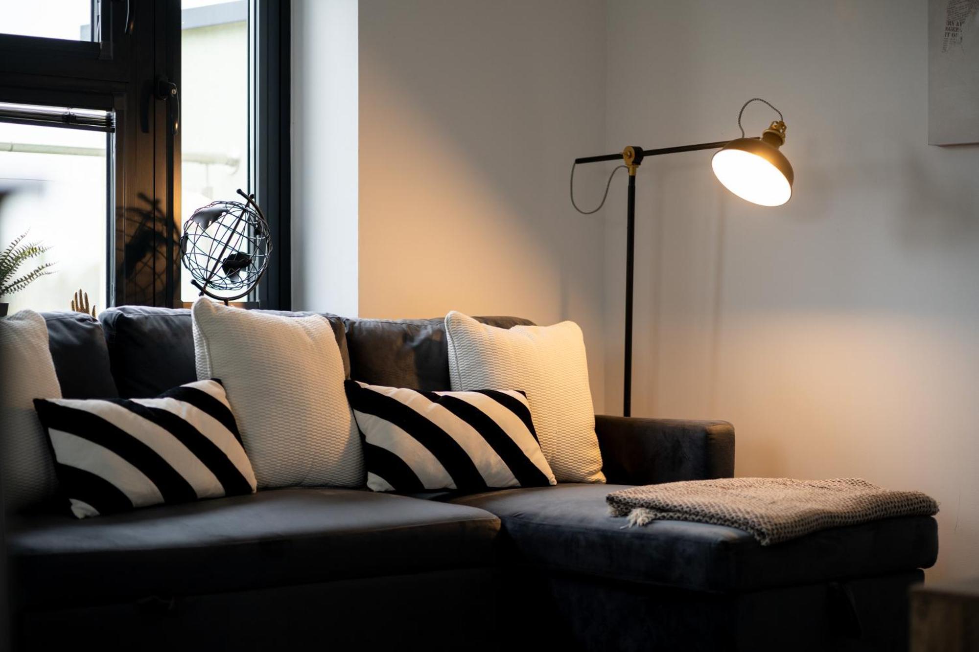 Modern 2-Bed Apartment With Balcony, Close To Oxford City Centre With Free Parking Exterior photo